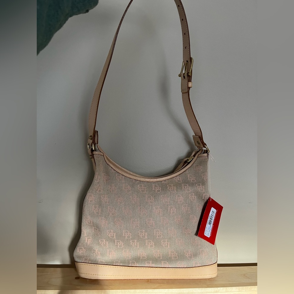 Dooney & Bourke Beige Shoulder Bag